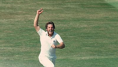 Botham's bowling inspires England, 1981