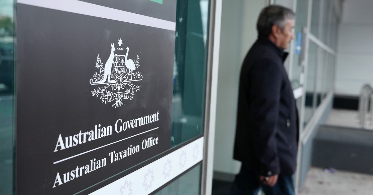 ATO issues 0 billion warning over unpaid tax