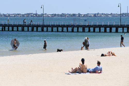 Heat will peak on Thursday across New South Wales and the ACT. (AAP)