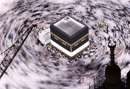 Muslim pilgrims converge on Saudi Arabia's holy city of Mecca for Hajj 