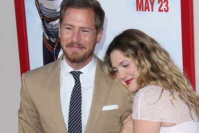 It was ten years before Barrymore got married again, who came in the form of art consultant Will Kopelman. They got married in June 2012, welcoming their daughter Oliver in September 2012 and a second daughter Frankie in 2014. Awww, happy ever ending.