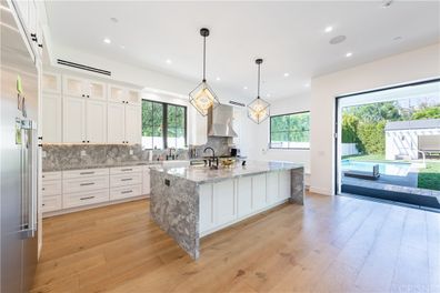 Modern Family star Ariel Winter Lists LA Home for US$4 Million