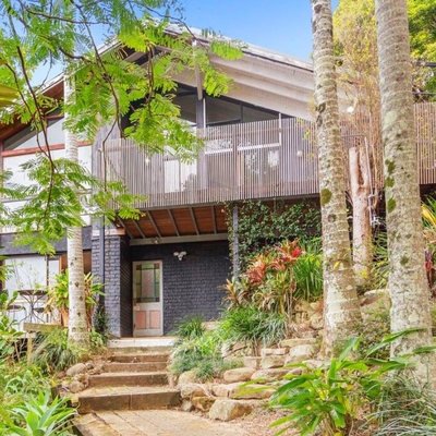 Buyer takes on half-finished house for under $1m on the Gold Coast