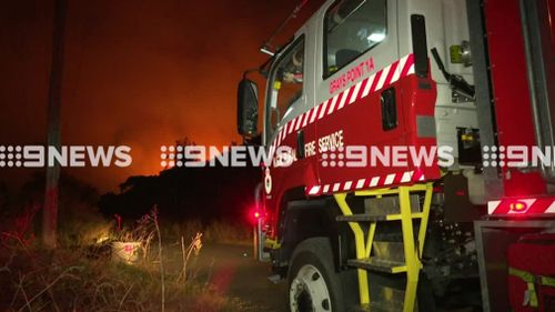 Firefighters are on scene of the bushfire in Kurnell. (9NEWS)