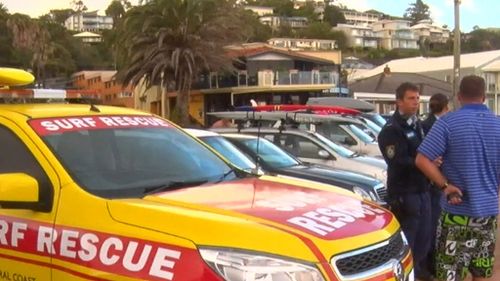 Lifesavers have closed the beach. (9NEWS)