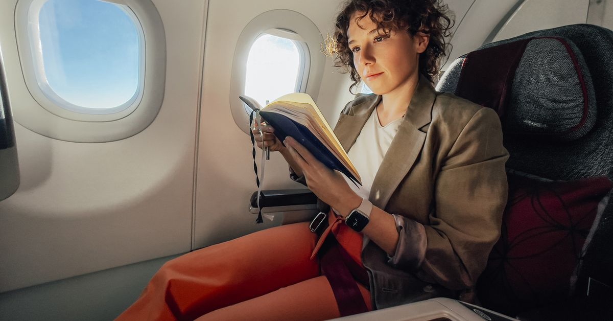 Here's why you should wear the colour red while on a plane