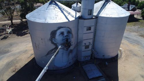 Silo Art Trail Victoria heart transplant organ donation ride