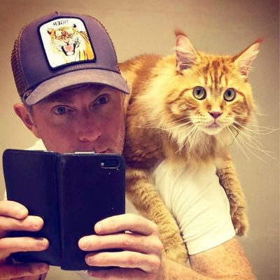 Bobby Flay and his cat Nacho