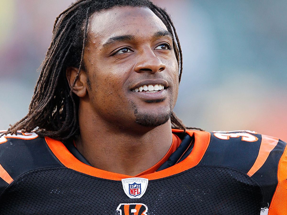 NFL on X: We mourn the passing of former @ChicagoBears, @Bengals RB Cedric  Benson. Rest In Peace.  / X