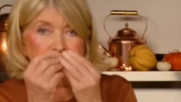 Martha Stewart garlic smell hack