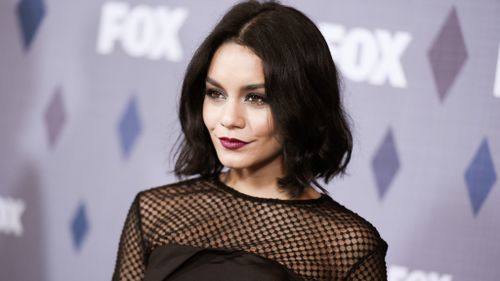 Vanessa Hudgens’ father dies one day before her Grease: Live performance