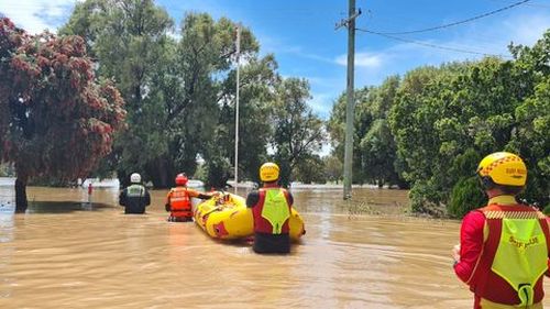 Currently there are two Emergency Warnings out for parts of North Gunnedah. Evacuation centres have been set up at a nearby showground.