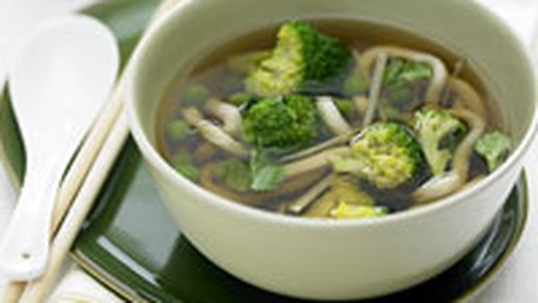 Green tea and vegetable broth