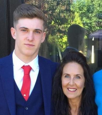 Mum's heartbreaking final text to son before dying of coronavirus