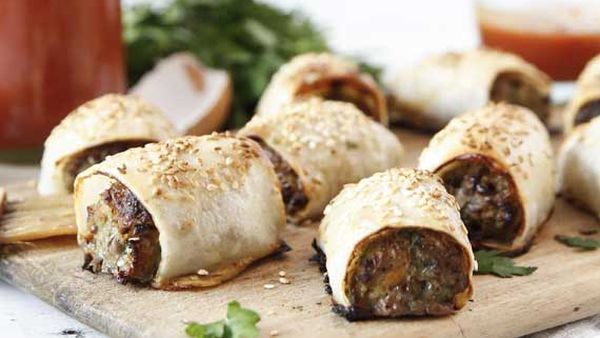 Brooke Meredith's healthy sausage rolls