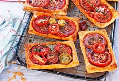 Tomato galettes with fetta and fresh thyme