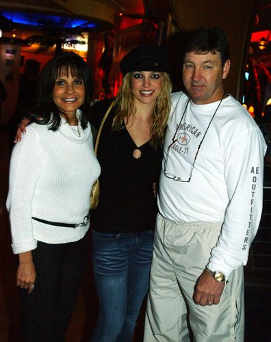 Britney Spears with her parents Lynne and Jamie in 2001.