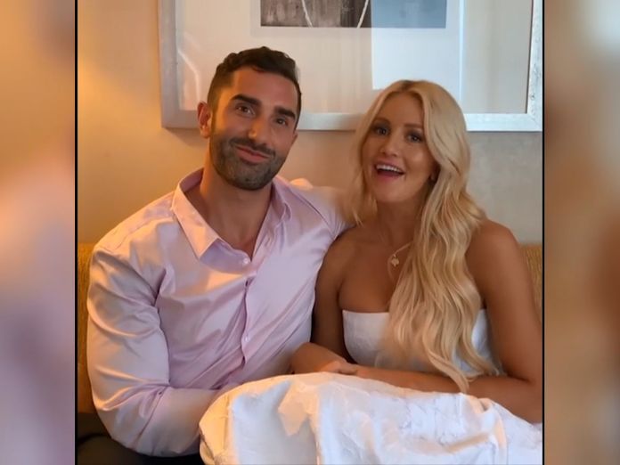 Ali dating Bachelorette
