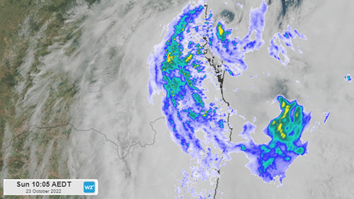 A satellite (Himawari-8) and radar image of a low pressure system off the south east Queensland coast. 