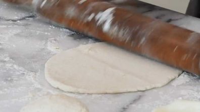 Leah Itsines' three ingredient flat-bread hack