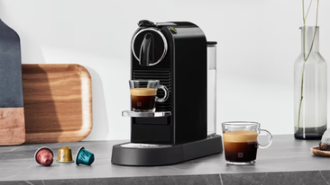 9PR: DDe&#x27;Longhi Nespresso CitiZ EN167.B, Automatic Coffee Machine