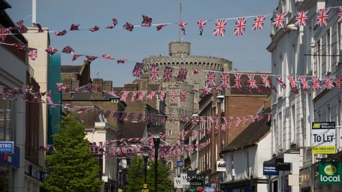 Bunting fills Windsor. (Getty)