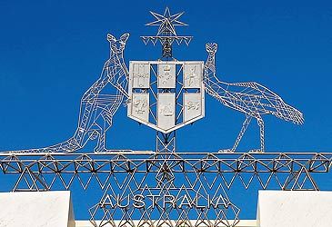 Australia's Parliament met in which city from 1901 to 1927?