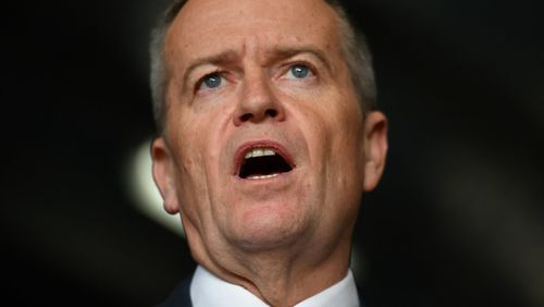 Bill Shorten is calling for an anti-corruption commission to investigate the Tasmanian government. Image: AAP