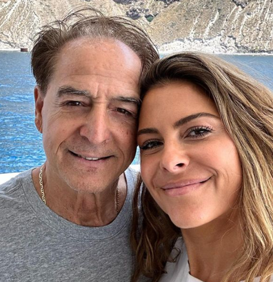 maria manounos father