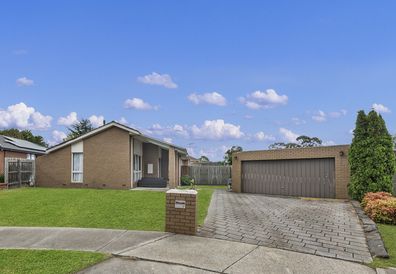 7 Bunya Court Taylors Lakes