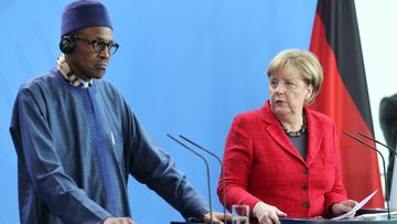  German Chancellor Angela Merkel and Nigerian President Muhammadu Buhari (L) hold a joint press conference after their meeting in Berlin, Germany on October 14, 2016. (AFP)