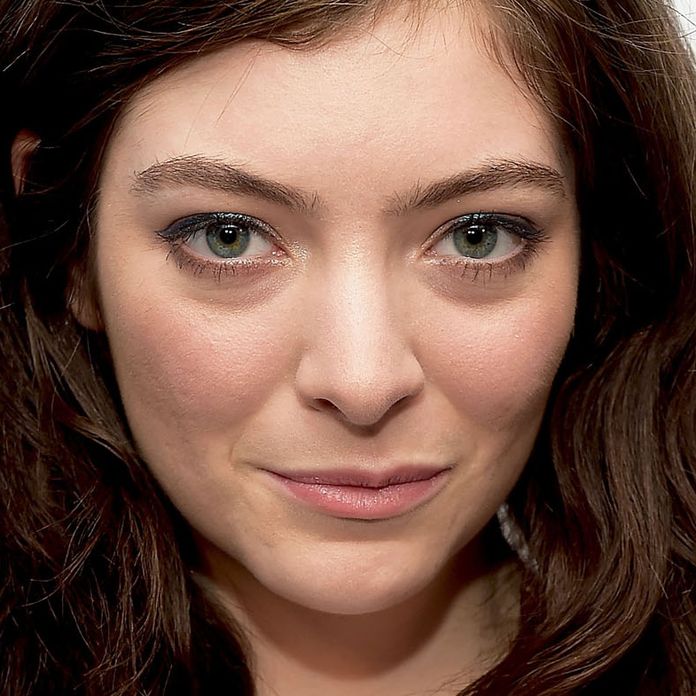 Lorde eye color ideas