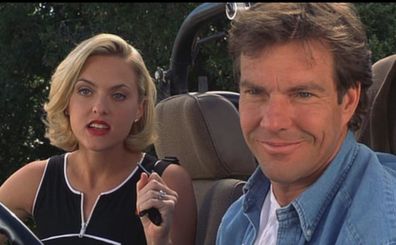 Elaine Hendrix and Dennis Quaid starred together in The Parent Trap.