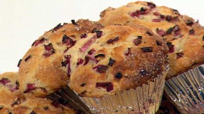 <a href="http://kitchen.nine.com.au/2016/05/19/16/24/rhubarb-custard-muffins" target="_top">Rhubarb &amp; custard muffins</a> recipe