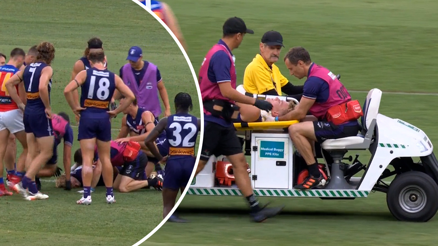 Fremantle youngster Karl Worner knocked out cold in accidental collision with Lincoln McCarthy