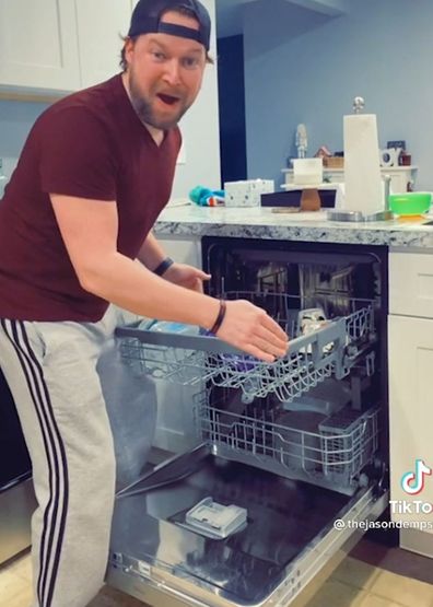 TikTok dishwasher