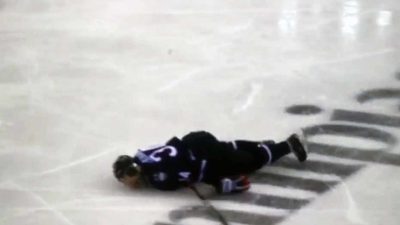 Ice-Hockey: New York Islanders prospect Ruslan Ishakov out-cold in scary collision