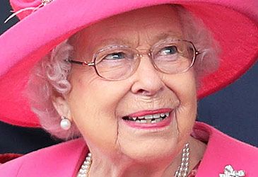 How long has Elizabeth II been queen of the UK and Commonwealth?