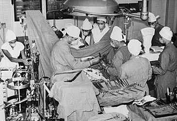 Where did Christiaan Barnard perform the first human heart transplant in 1967?