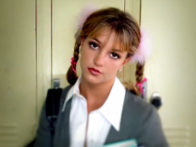 Britney Spears Debut Music Video Baby One More Time Was Shot At The Famous Venice High 9celebrity