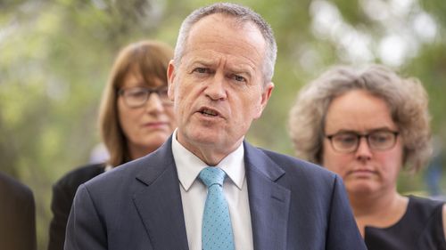 Opposition Leader Bill Shorten argues against taking illicit substances.