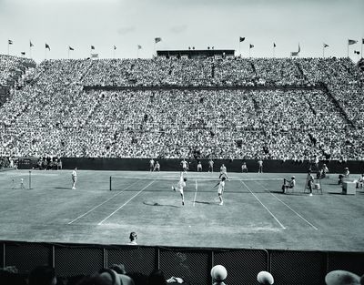 1954: White City Stadium, Paddington