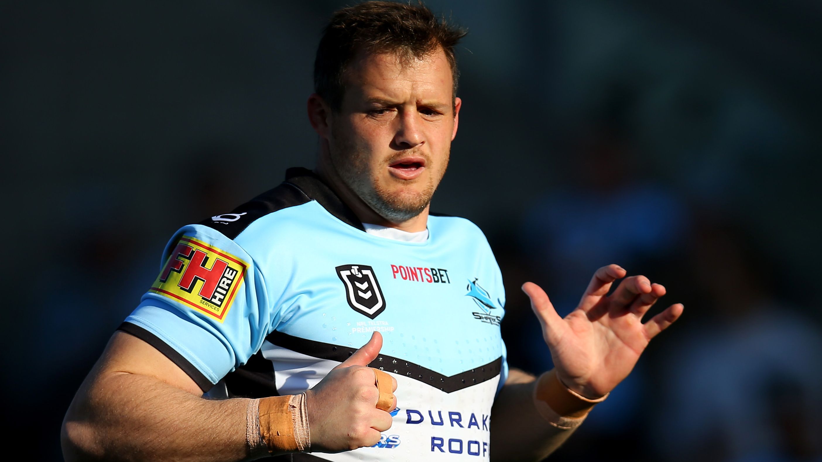 Sharks reportedly block Josh Morris move to Sydney Roosters