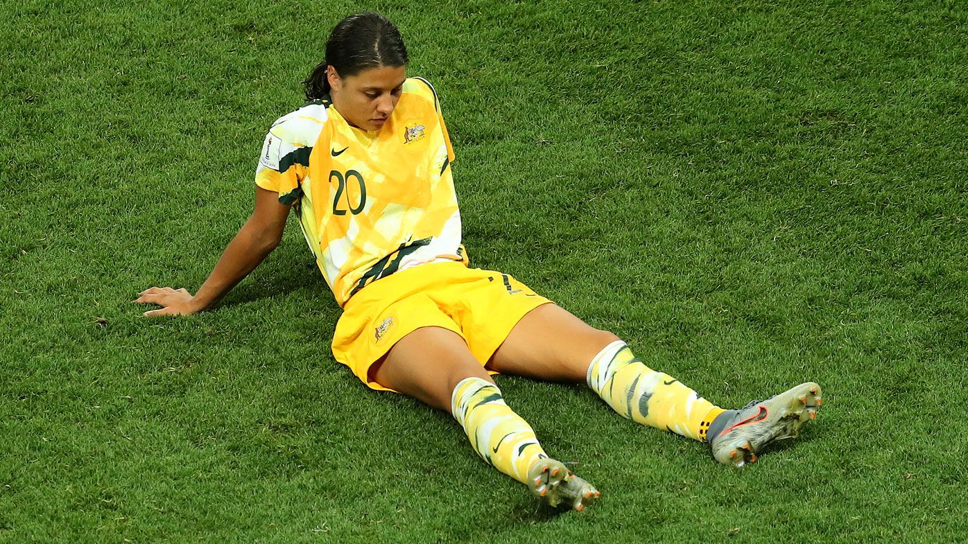 Sam Kerr penalty kick, reaction video