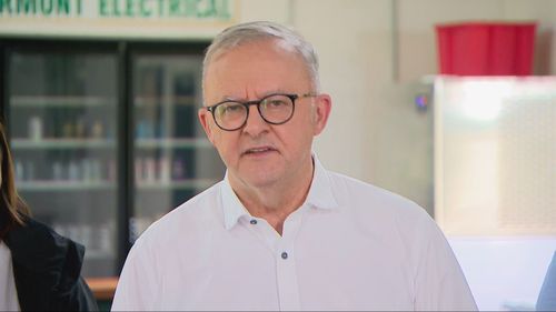 Primeiro Ministro Antonio Albanese