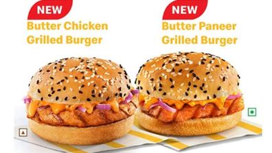 We also fancy the Butter chicken grilled burger, which is a "premium grilled chicken patty topped with makhani sauce and shredded onions placed between freshly toasted sesame seeded buns."