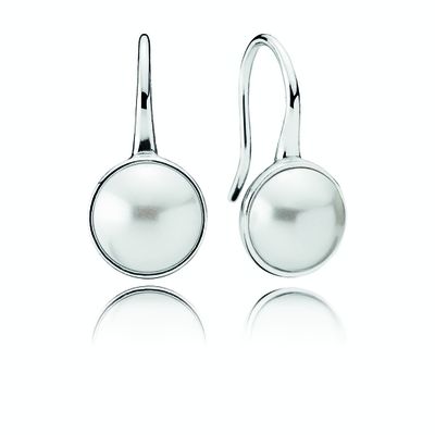 <a href="http://www.pandora.net/en-au" target="_blank">PANDORA Luminous Droplet Earrings in Sterling Silver And White Crystal Pearl, $79.</a><br>