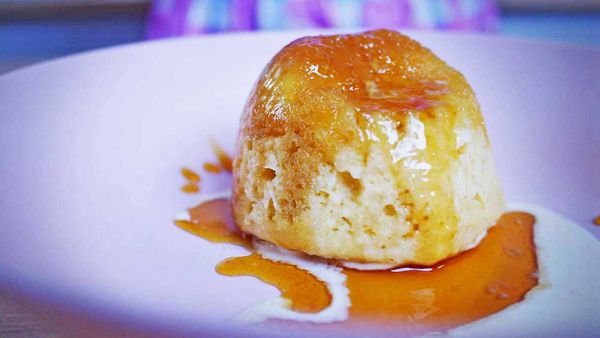 The ultimate nostalgic self-saucing golden syrup pudding