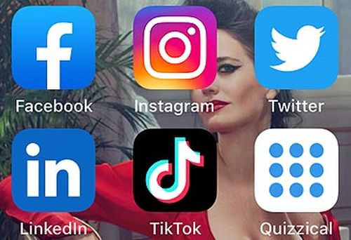 Social media apps on iPhone (Nine)