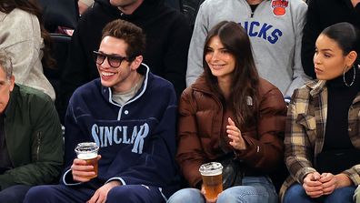 NEW YORK, NEW YORK - NOVEMBER 27:  Christine Taylor, Ben Stiller, Pete Davidson, Emily Ratajkowski, Jordin Sparks and Dana Isaiah watch the action during the game between the Memphis Grizzlies and the New York Knicks at Madison Square Garden on November 27, 2022 in New York City. (Photo by Jamie Squire/Getty Images)